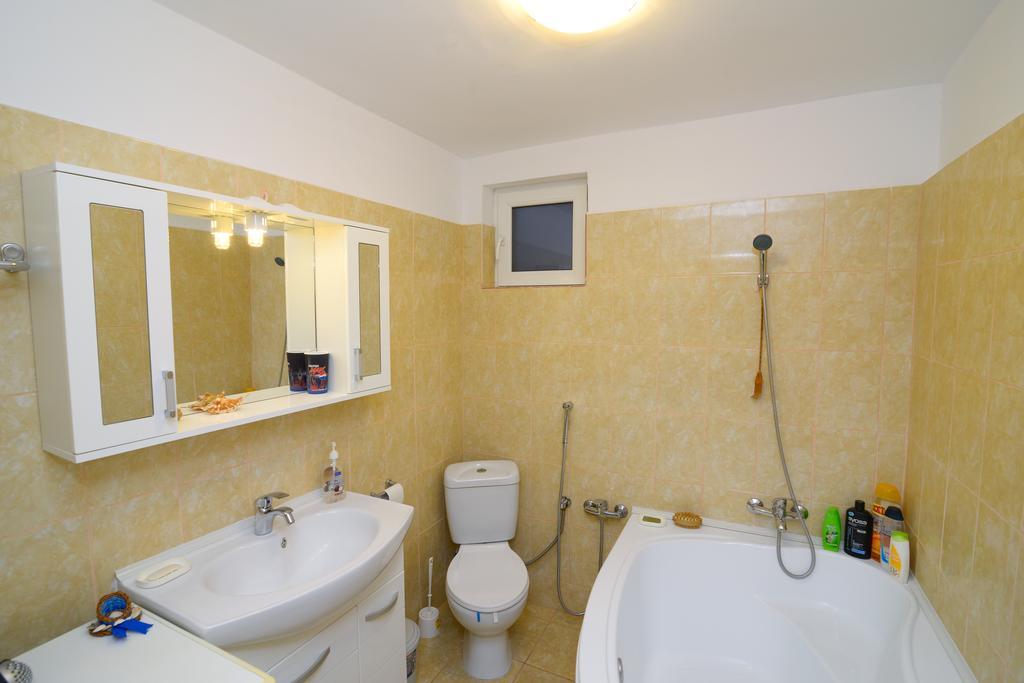 Otopeni Therme Airport Apartment Ruang foto