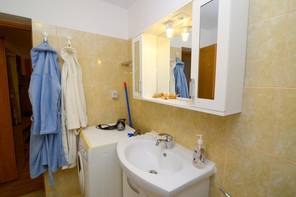 Otopeni Therme Airport Apartment Ruang foto