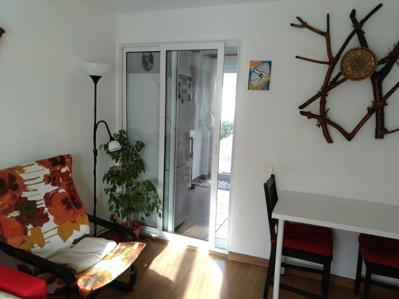 Otopeni Therme Airport Apartment Bagian luar foto