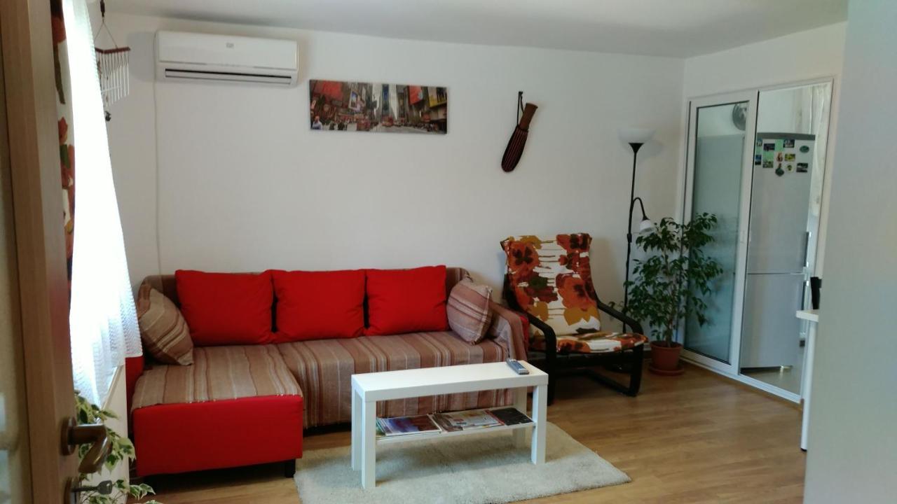 Otopeni Therme Airport Apartment Bagian luar foto